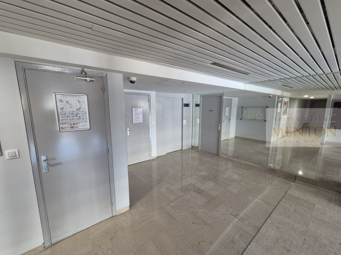 entrée de l 'immeuble