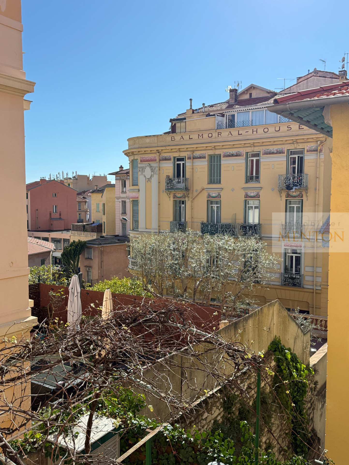 Agence immobilière de www.immobilier-menton.net